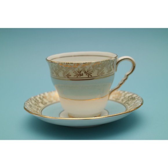 Royal Stafford Golden Edge Afternoon Tea Cup Light Bone China - Picture 2 of 9